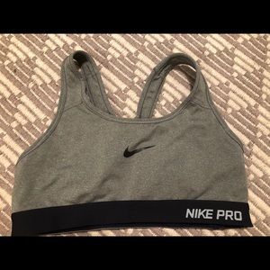 Nike Pro sports Bra !